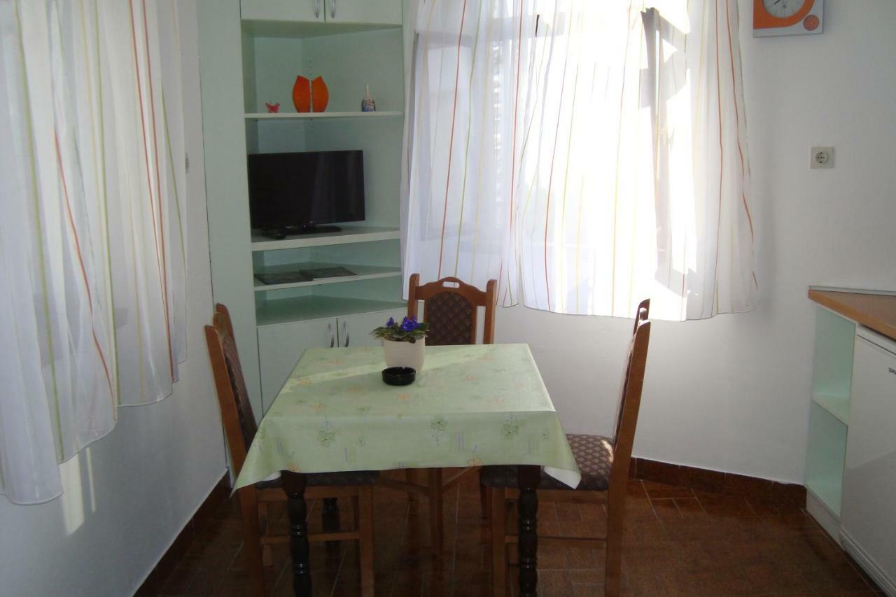 Apartment Ante سفيتي يوراي المظهر الخارجي الصورة